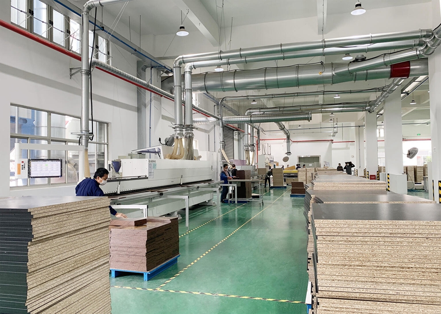優尼科斯居家辦公用品需求量增大，訂單暴增